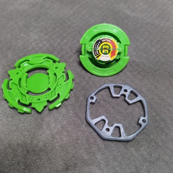 Beyblade Original Hasbro 2002 M-Turtle - Picture 5 of 8